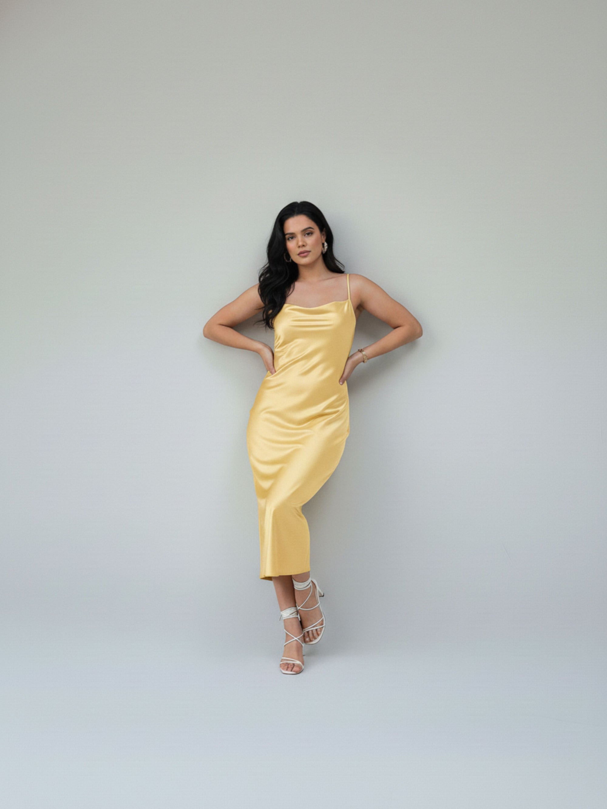 Vestido Naieli Cetim