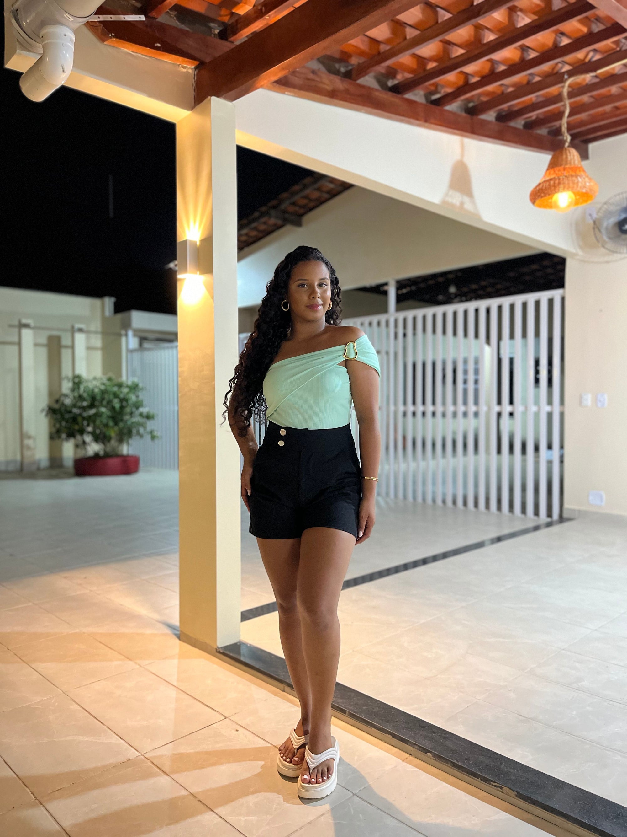 Body ombro só canelado com fivela