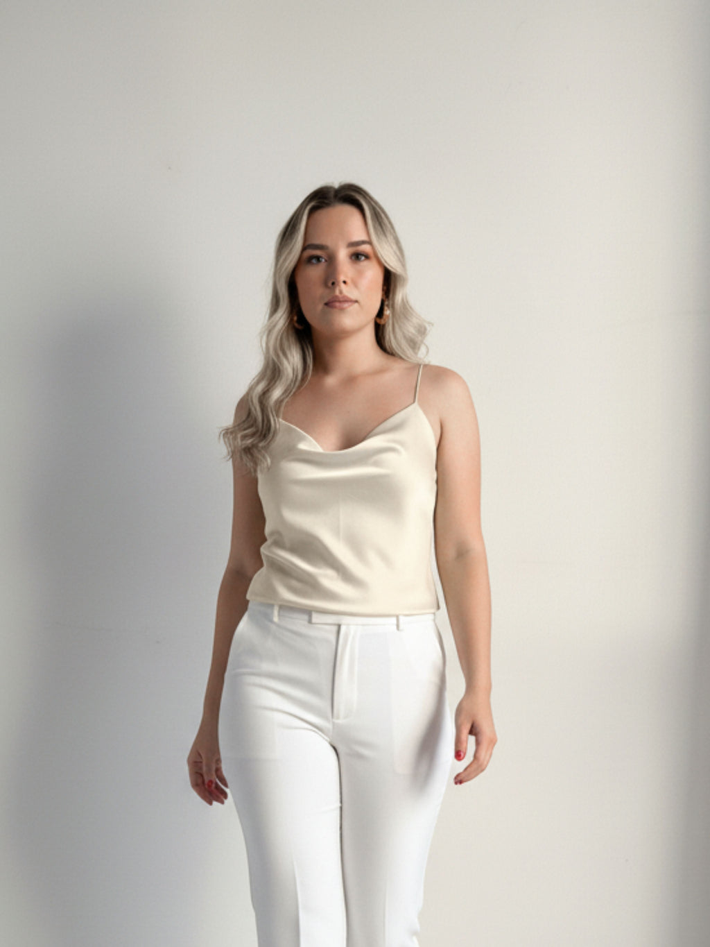 Blusa de Cetim Alça fina